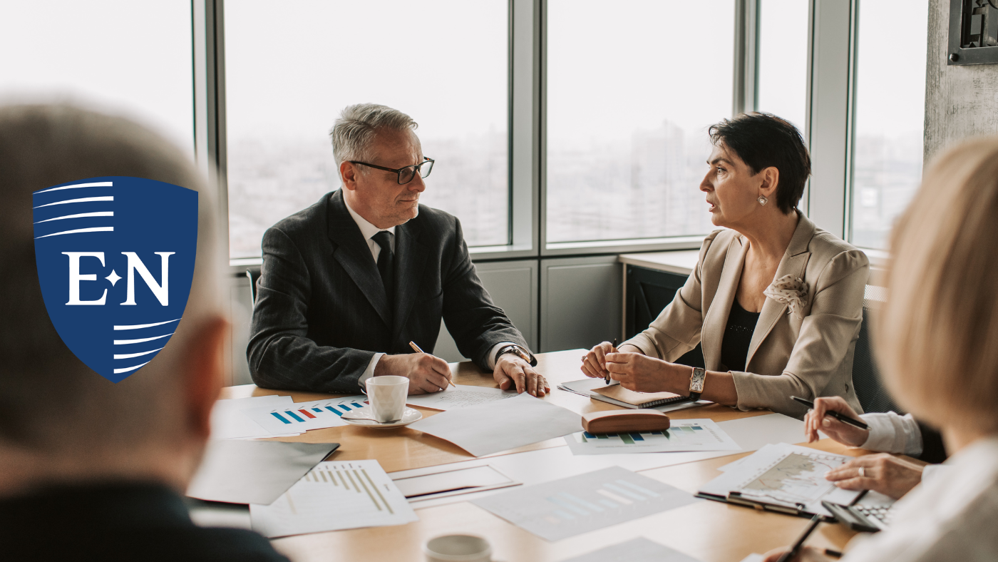 Two people discussing business continuity vs disaster recovery